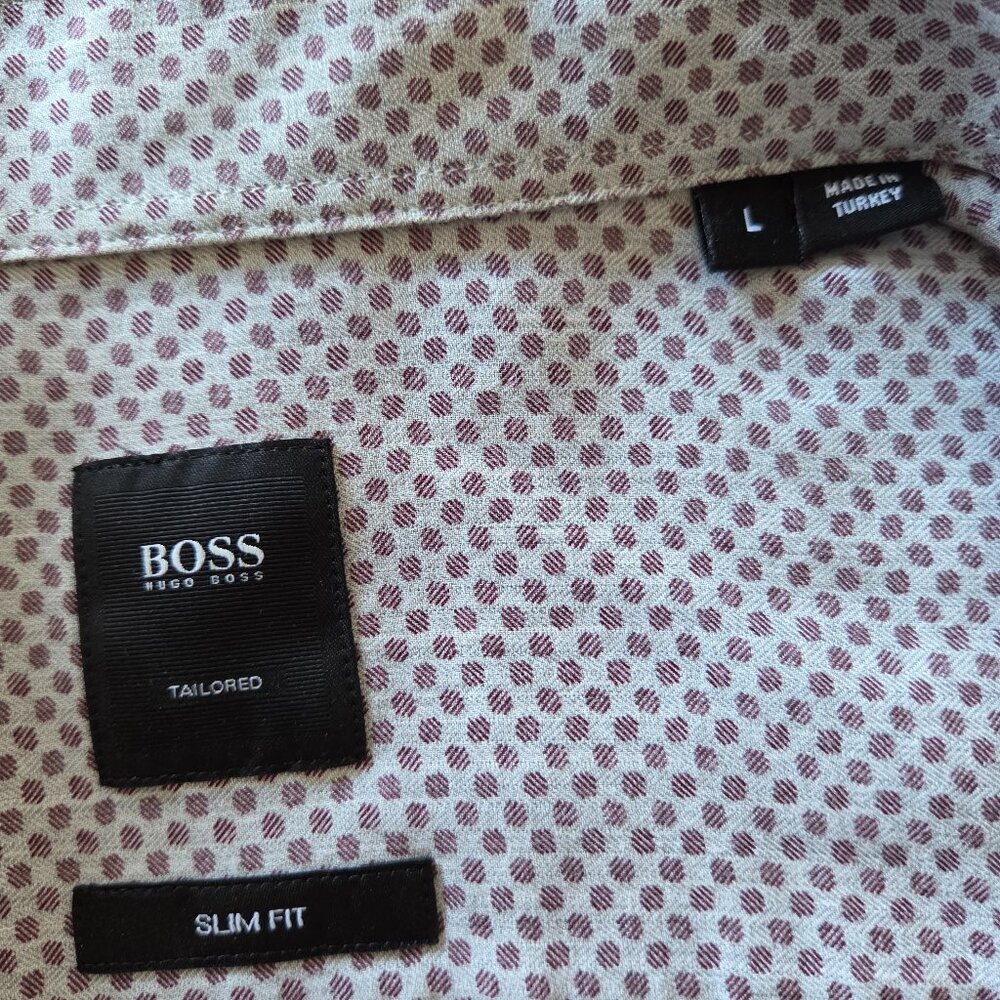 Tailored slim fit Boss Shirt white with light purple dot